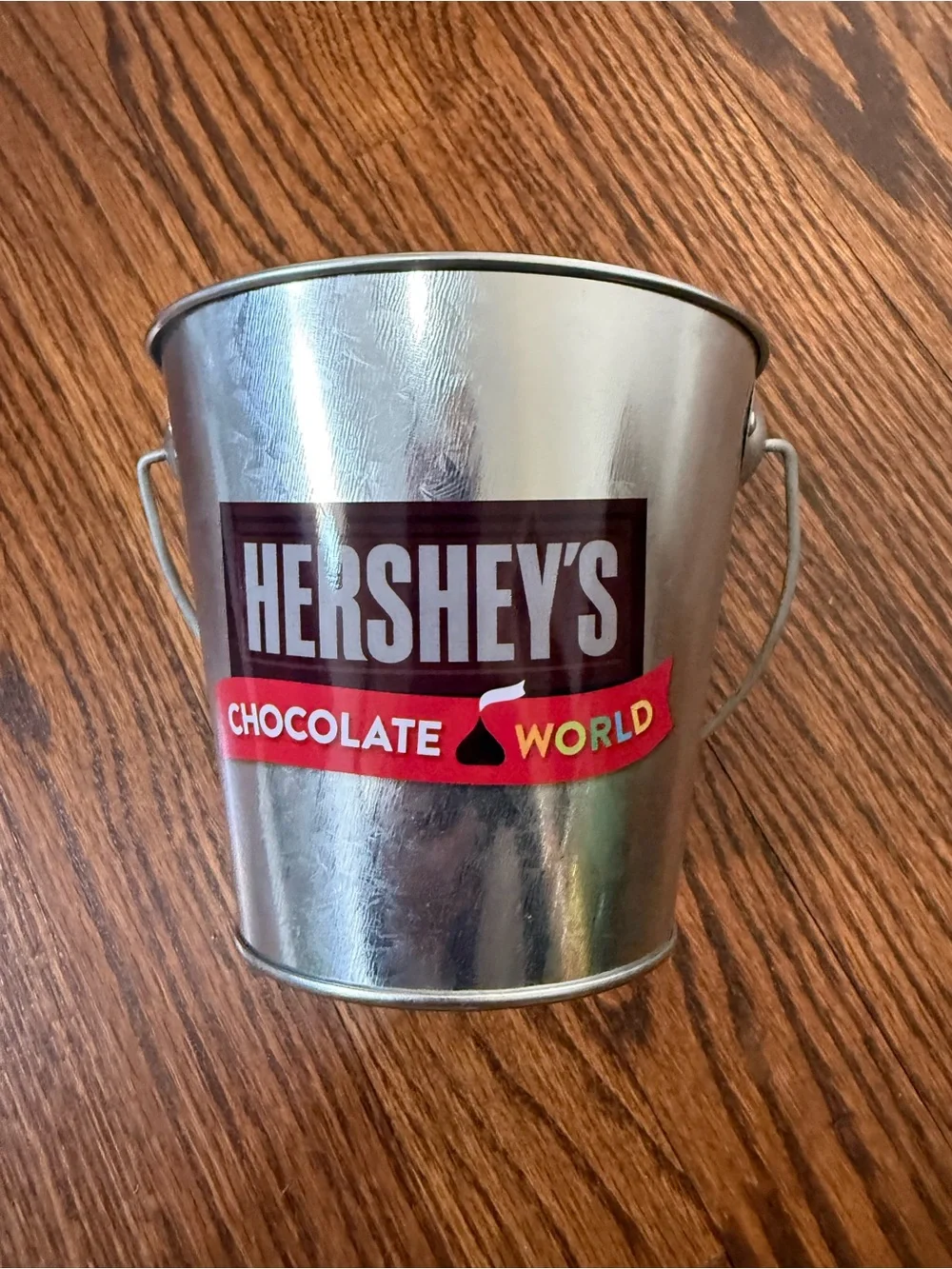 Hersheys Chocolate World Silver Chocolate World Metal Candy‎ Bucket